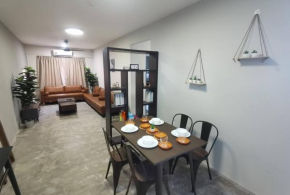 Mahkota Cheras 3R 2parking 8pax Comfy Sofa&Bed
